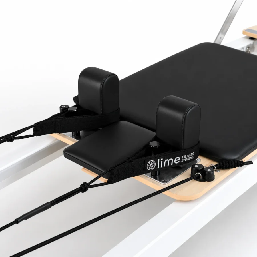 Reformer de Aluminio Blanco (Tapizado Negro)